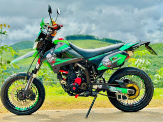 kawasaki-d-tracker-x-2011