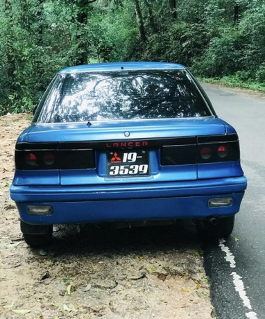 mitsubishi-lancer-c62a-big-1