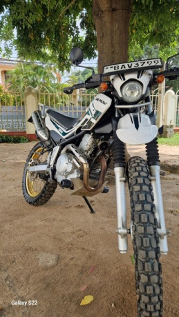 yamaha-serow-250-2013-big-1