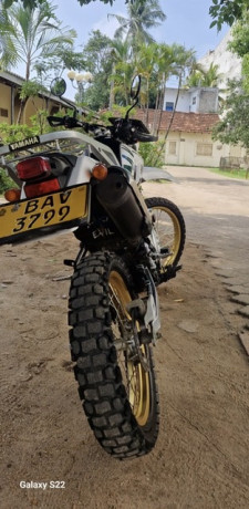 yamaha-serow-250-2013-big-2