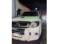 toyota-hilux-vigo-2011-small-3