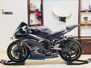 yamaha-yzf-r6