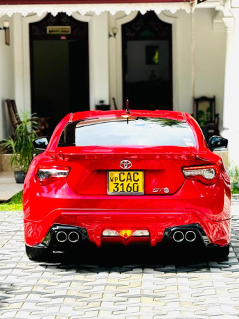 toyota-gt86-big-4