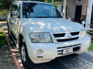 mitsubishi-pajero-2004