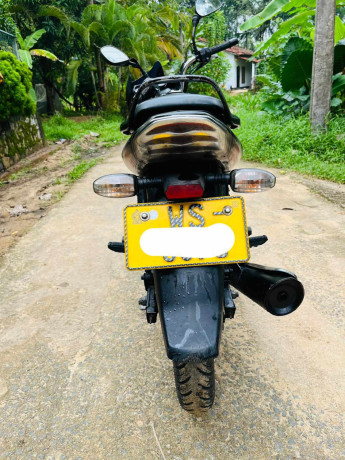 bajaj-discover-125-2011-big-2