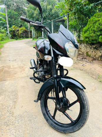 bajaj-discover-125-2011-big-1