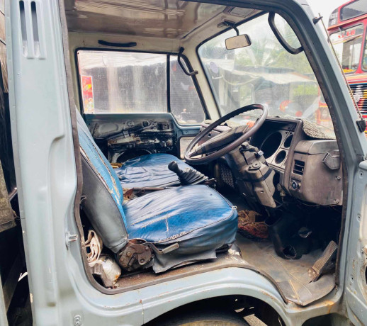 nissan-atlas-lorry-big-1