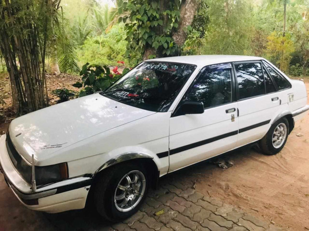 toyota-sprinter-big-0