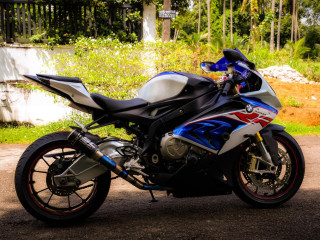 bmw-s1000rr-2018