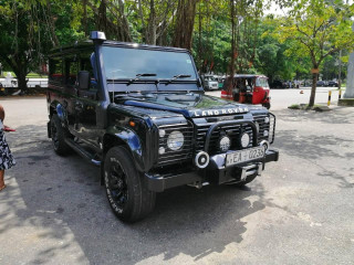 landrover-defender