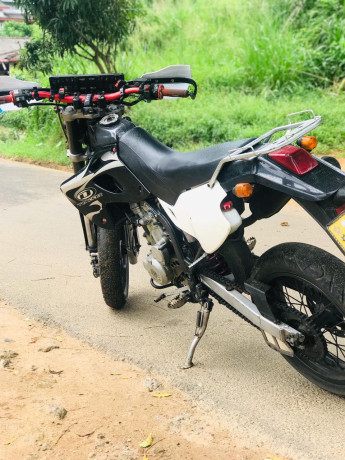 kawasaki-d-tracker-250-big-1