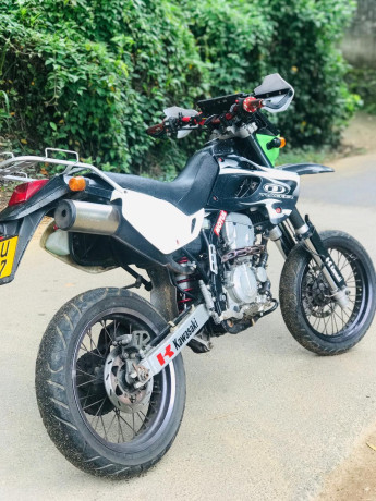 kawasaki-d-tracker-250-big-3