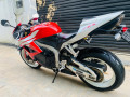 honda-cbr-600rr-silver-frame-2012-small-0