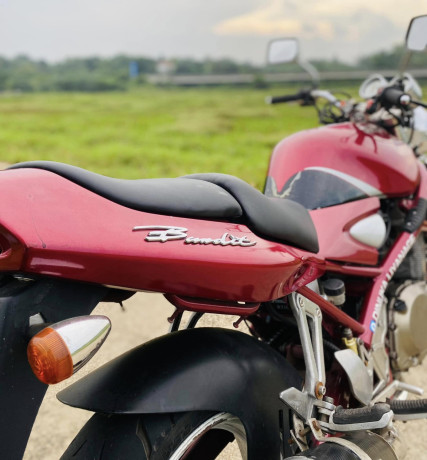 suzuki-bandit-400-original-registered-big-2