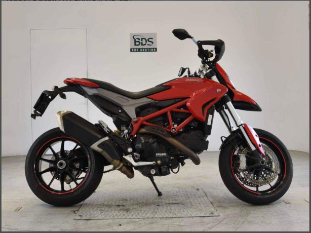 ducati-hypermotard-821-big-3