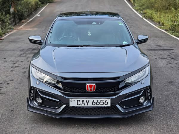 honda-civic-tech-pack-2017-big-2