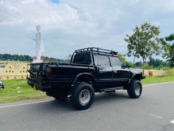 nissan-datsun-double-cab-big-2