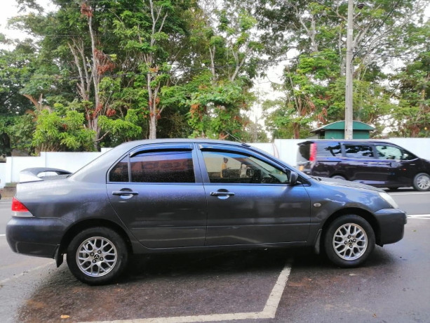 mitsubishi-lancer-cs1-2008-big-2