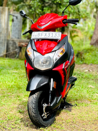 honda-dio-2017-onlight-big-1