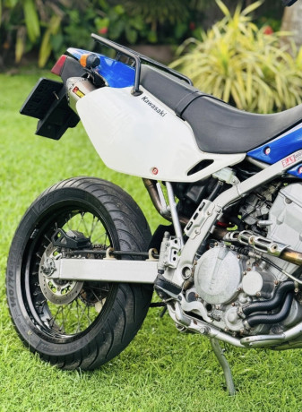 kawasaki-d-tracker-d2-big-2