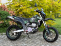 suzuki-drz-400sm-2017-small-1