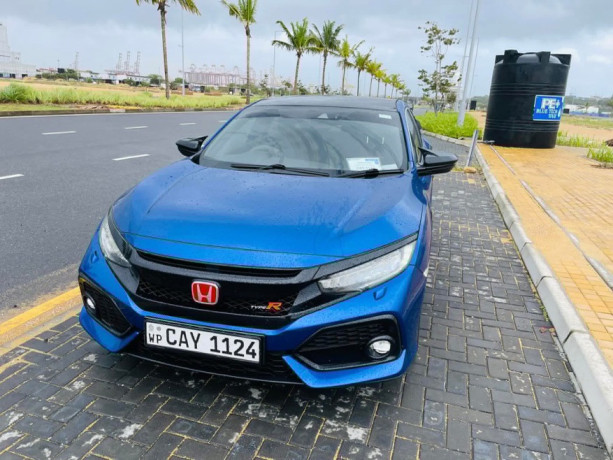 honda-civic-tech-pack-big-0
