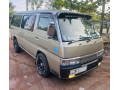 nissan-caravan-original-gl-small-2