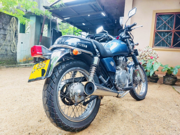 suzuki-volty250-2015-big-2