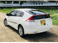 honda-insight-2011-small-3