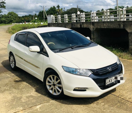 honda-insight-2011-big-0