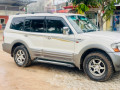 mitsubishi-montero-2001-small-0