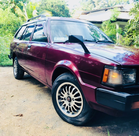 toyota-corolla-ke-72-big-1