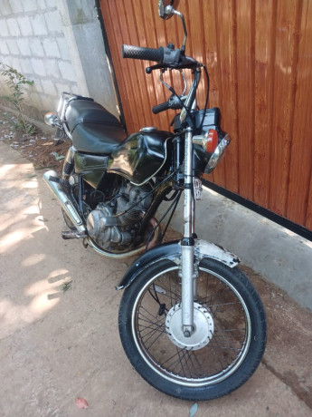 yamaha-sr-125-2003-big-1