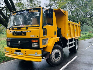 ashok-leyland-tipper