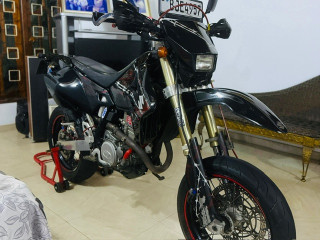 suzuki-drz-400-2024