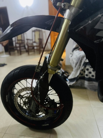 suzuki-drz-400-2024-big-4