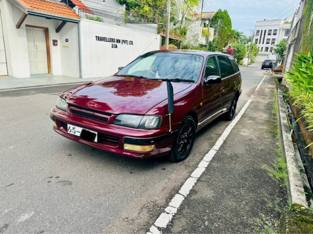 toyota-caldina-big-0