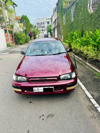 toyota-caldina-big-1
