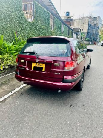 toyota-caldina-big-2