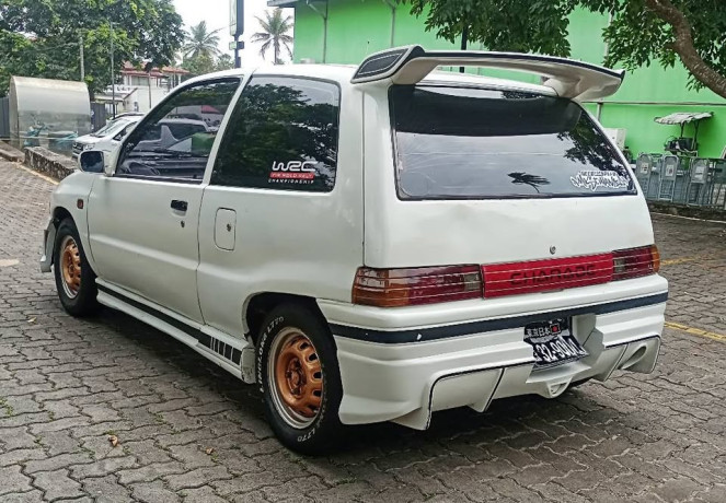 daihatsu-charade-g101s-big-2