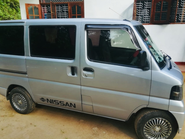 nissan-clipper-2007-big-0