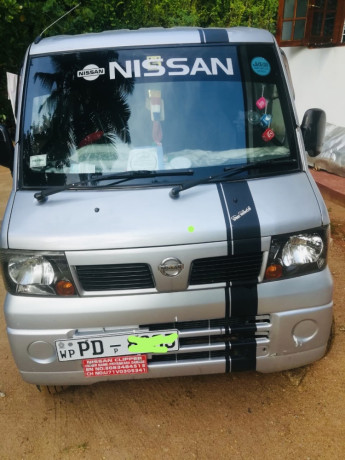 nissan-clipper-2007-big-1