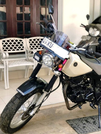 yamaha-tw-225-2012-big-1