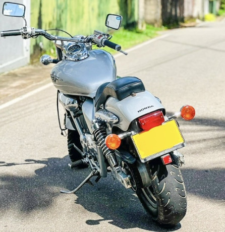 honda-magna-250-big-3