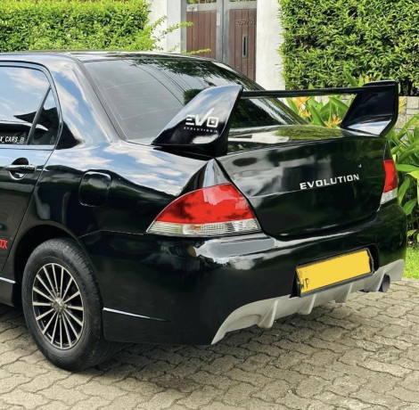 mitsubishi-lancer-cs1-2004-big-2