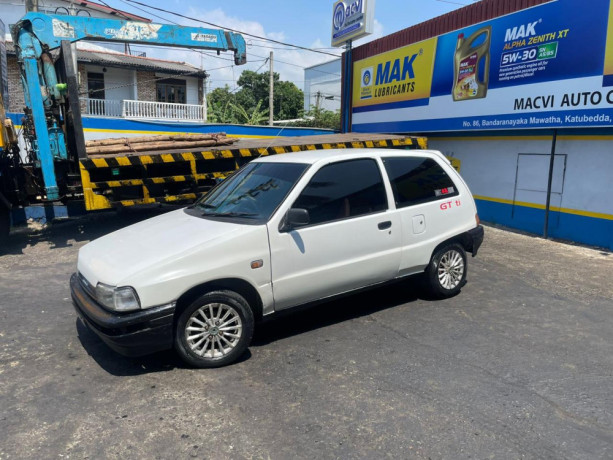 daihatsu-charade-big-1