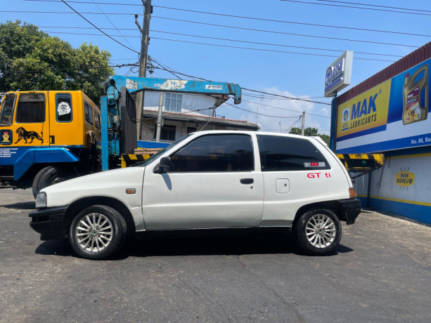 daihatsu-charade-big-0