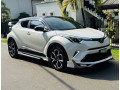 toyota-chr-ngx-50-2017-small-1