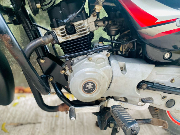 bajaj-ct100-2019-big-3