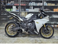 yamaha-r1-2014-small-0